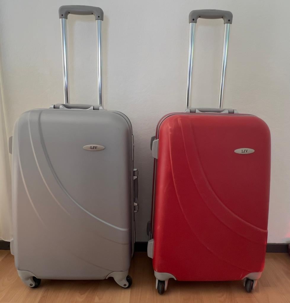 2 x LIV reis koffers, Sieraden, Tassen en Uiterlijk, Koffers, Gebruikt, Hard kunststof, 35 tot 45 cm, Wieltjes