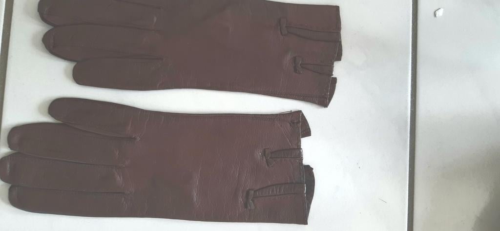Leren Dames handschoenen  nieuw donkerbruin ongevoerd., Kleding | Dames, Mutsen, Sjaals en Handschoenen, Ophalen of Verzenden