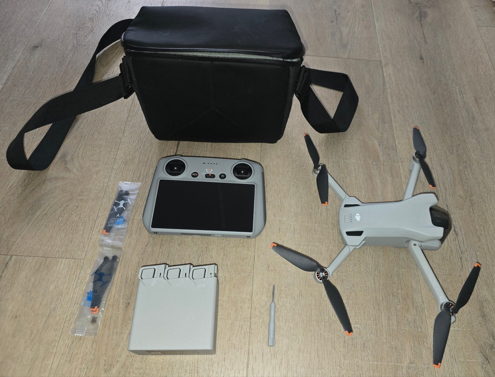 Drone DJI mini 3 fly more combo, Ophalen, 30 tot 45 minuten, Cameradrone, Zo goed als nieuw