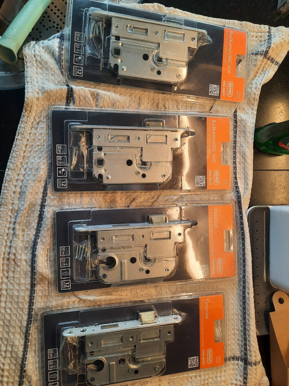 2x Deurbeslag met badkamersluiting - Nieuw in verpakking, Ophalen of Verzenden, Nieuw, Overige materialen, Slot