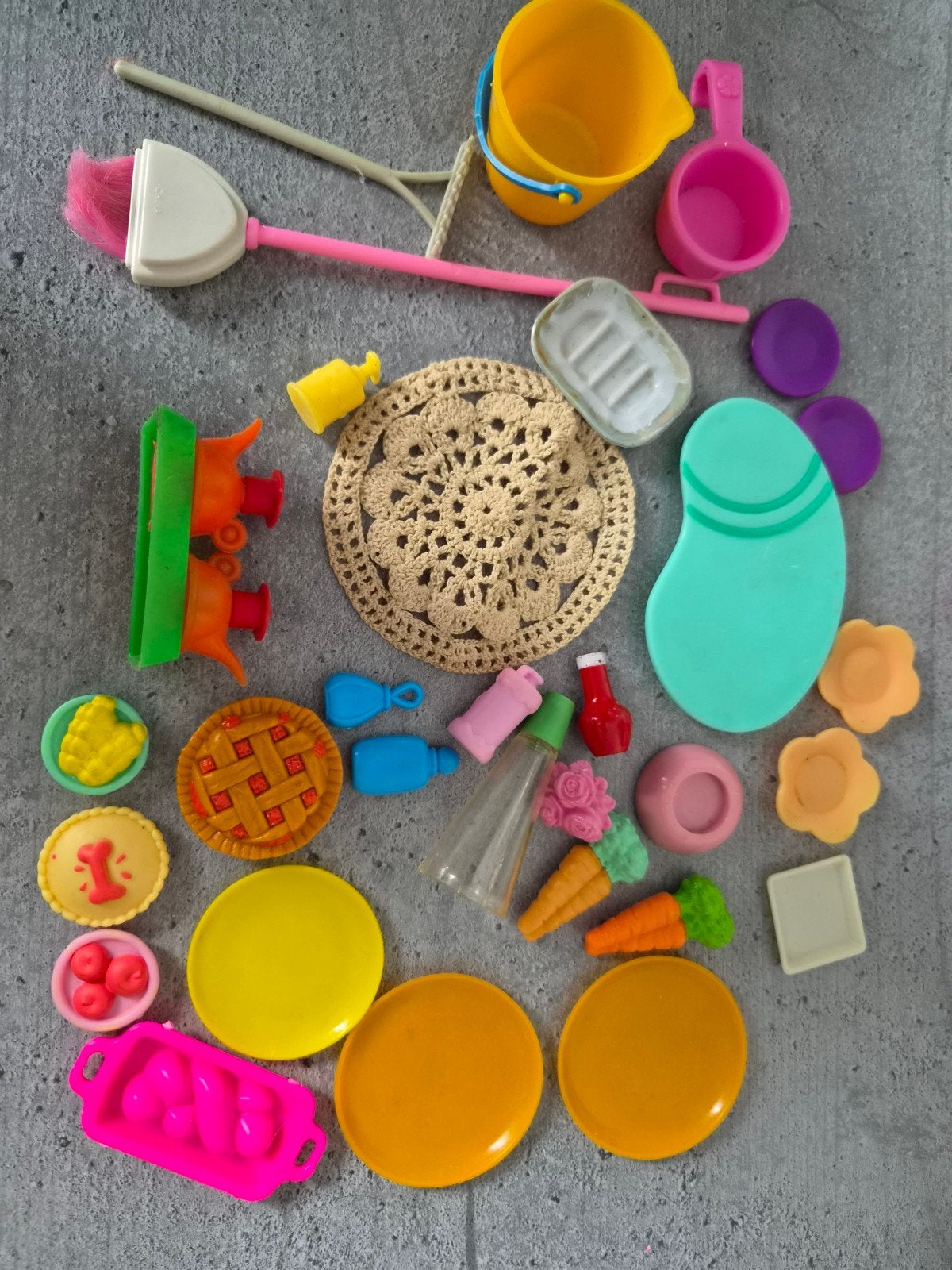 Vintage Barbie Accessoires - Huishouden en Eten, Ophalen of Verzenden, Gebruikt