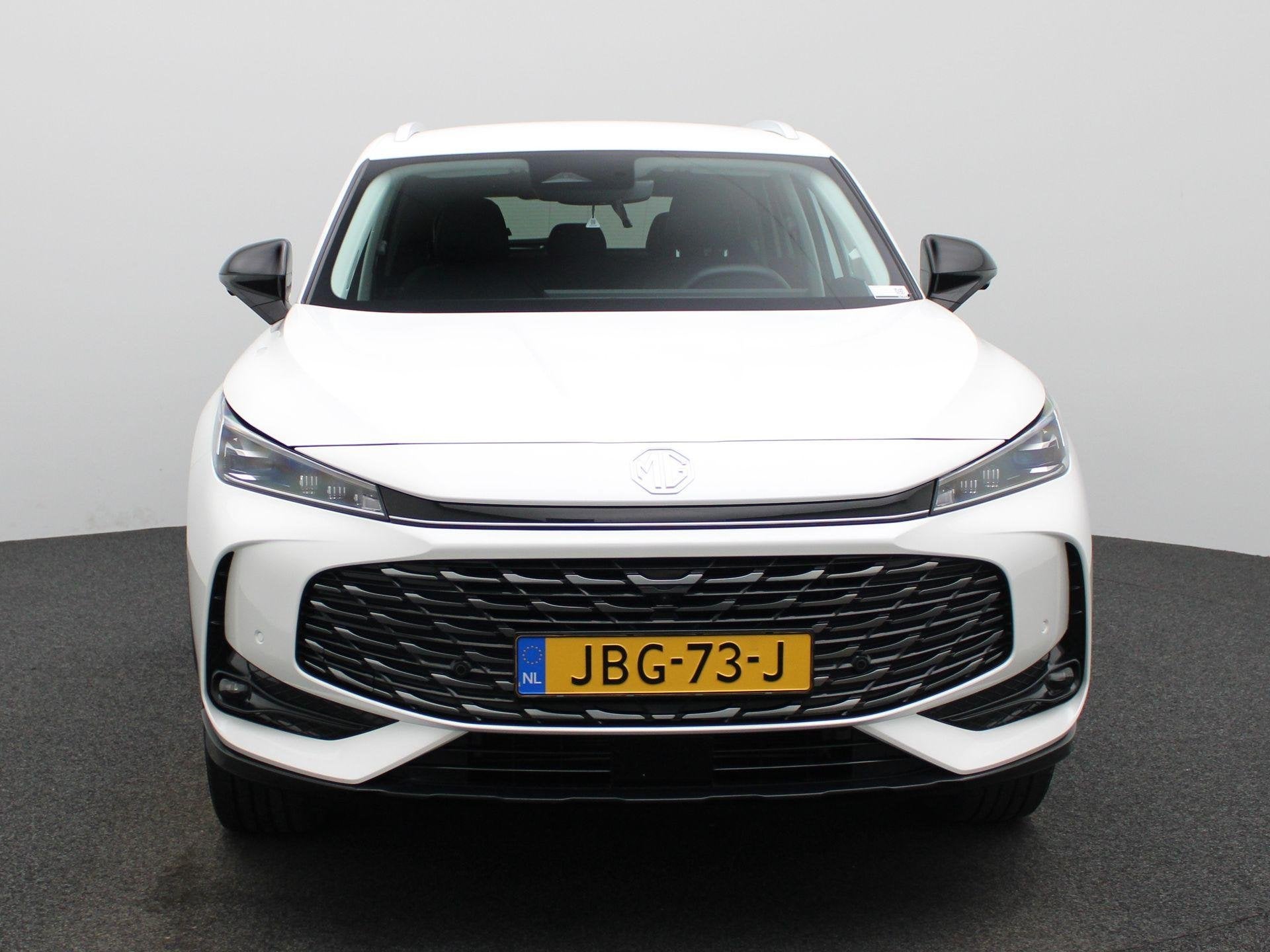 MG HS 1.5 PHEV 272pk Aut. Luxury, 12 maanden, Stof, Gebruikt, 4 cilinders