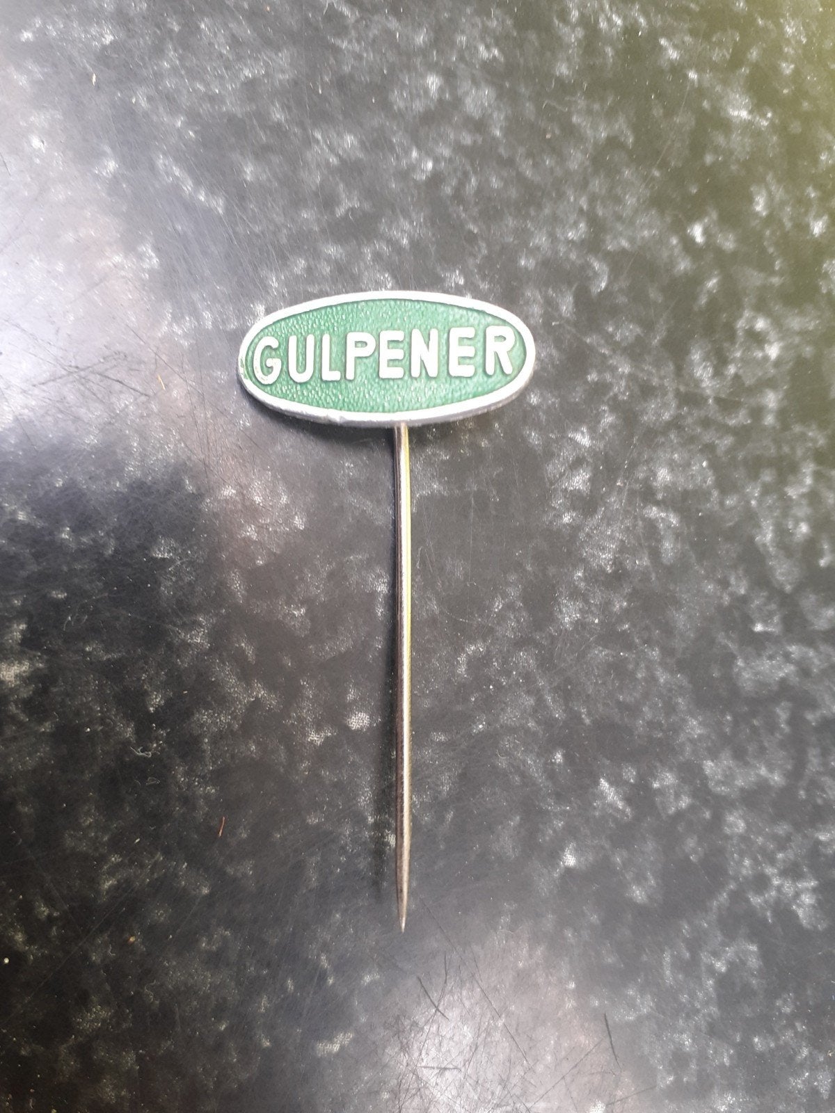 Gulpener speldje, Ophalen of Verzenden, Zo goed als nieuw, Merk, Speldje of Pin