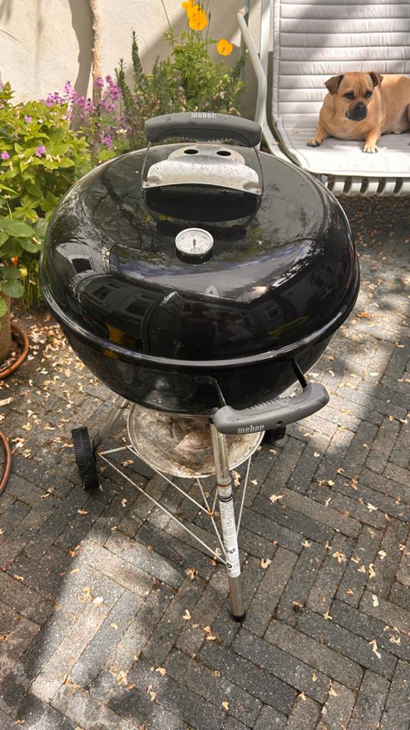 Weber Kettle BBQ 47 cm met Starter - Perfect voor Zomer!, Ophalen, Gebruikt, Met accessoires
