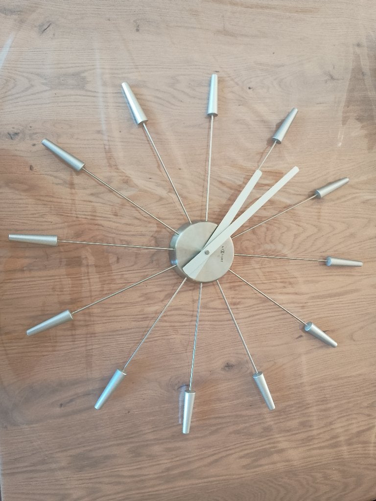 Stille wandklok van nextime, Huis en Inrichting, Woonaccessoires | Klokken, Ophalen, Grijs, Analoog, Stil uurwerk
