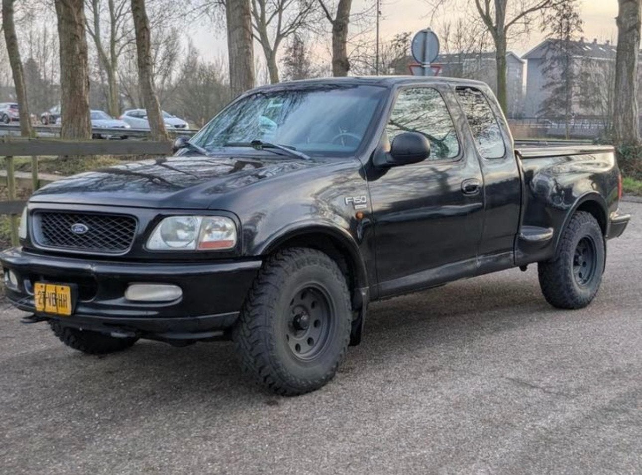 Ford F150 5.4 1998 LPG Marge, 2460 kg, 5400 cc, Zwart, Vierwielaandrijving
