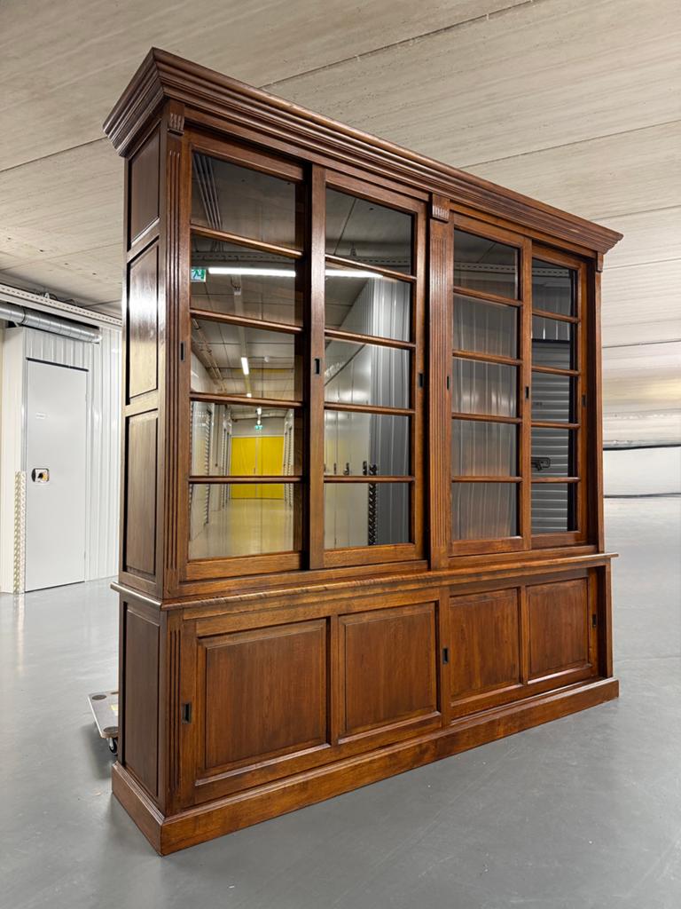 Eichholtz “English Library” Bibliotheekkast/ Boekenkast #K34, Met deur(en), 200 cm of meer, Eicholtz, Eikenhout