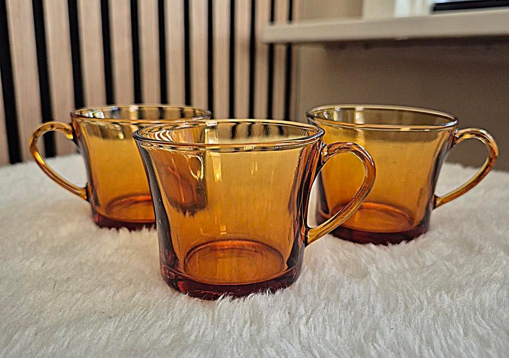 3 vintage Duralex espressokopjes, Huis en Inrichting, Keuken | Servies, Ophalen of Verzenden, Zo goed als nieuw, Overige stijlen