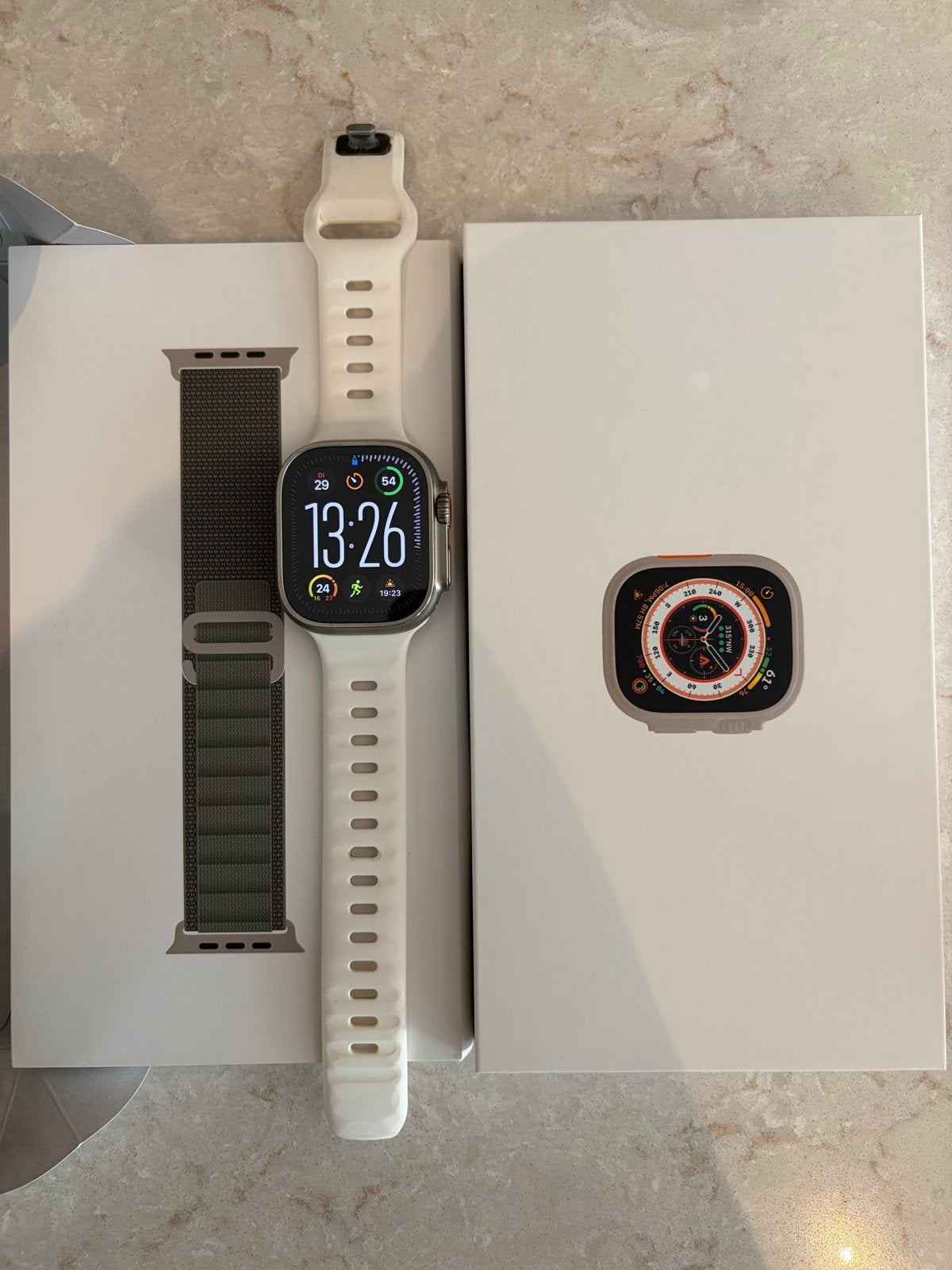 Apple Watch Ultra - 49mm, Sieraden, Tassen en Uiterlijk, Afstand, IOS, Nieuw, Ophalen of Verzenden