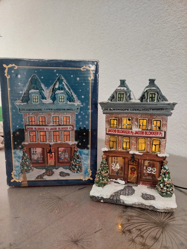 Typisch hollands Kerstdorp IJzer- en Houtwinkel Blokker, Ophalen of Verzenden, Zo goed als nieuw