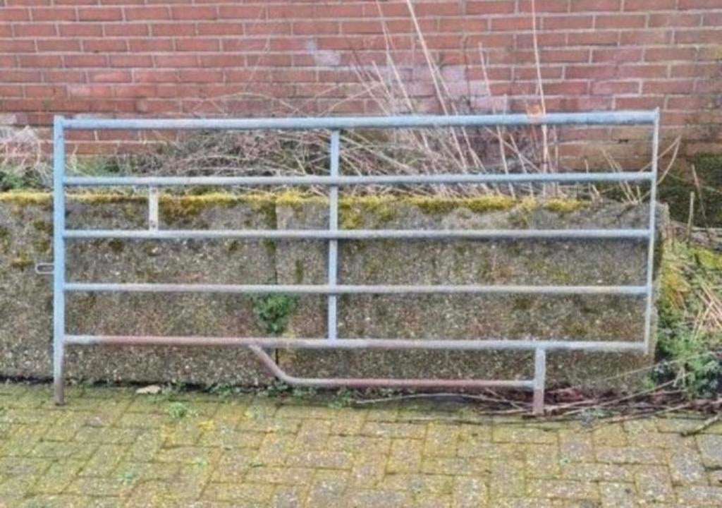 Hek, Tuin en Terras, Ophalen, IJzer