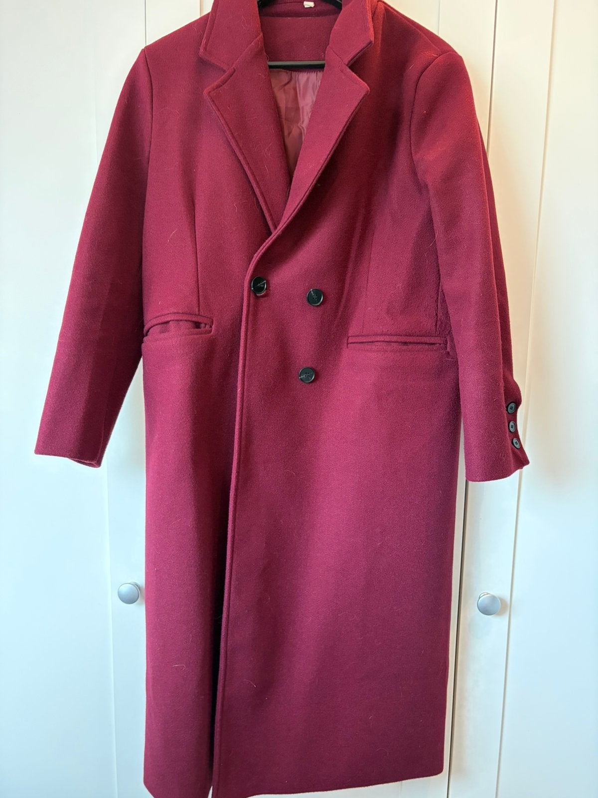 Mooie enkellange Bordeaux rode mantel m/L !, Kleding | Dames, Ophalen of Verzenden, Zo goed als nieuw, Rood