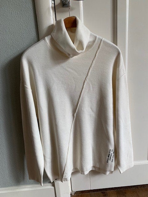 **Bershka** heren coltrui – Crèmekleurig, maat S (oversized), Kleding | Heren, Truien en Vesten, Wit, Ophalen of Verzenden, Zo goed als nieuw