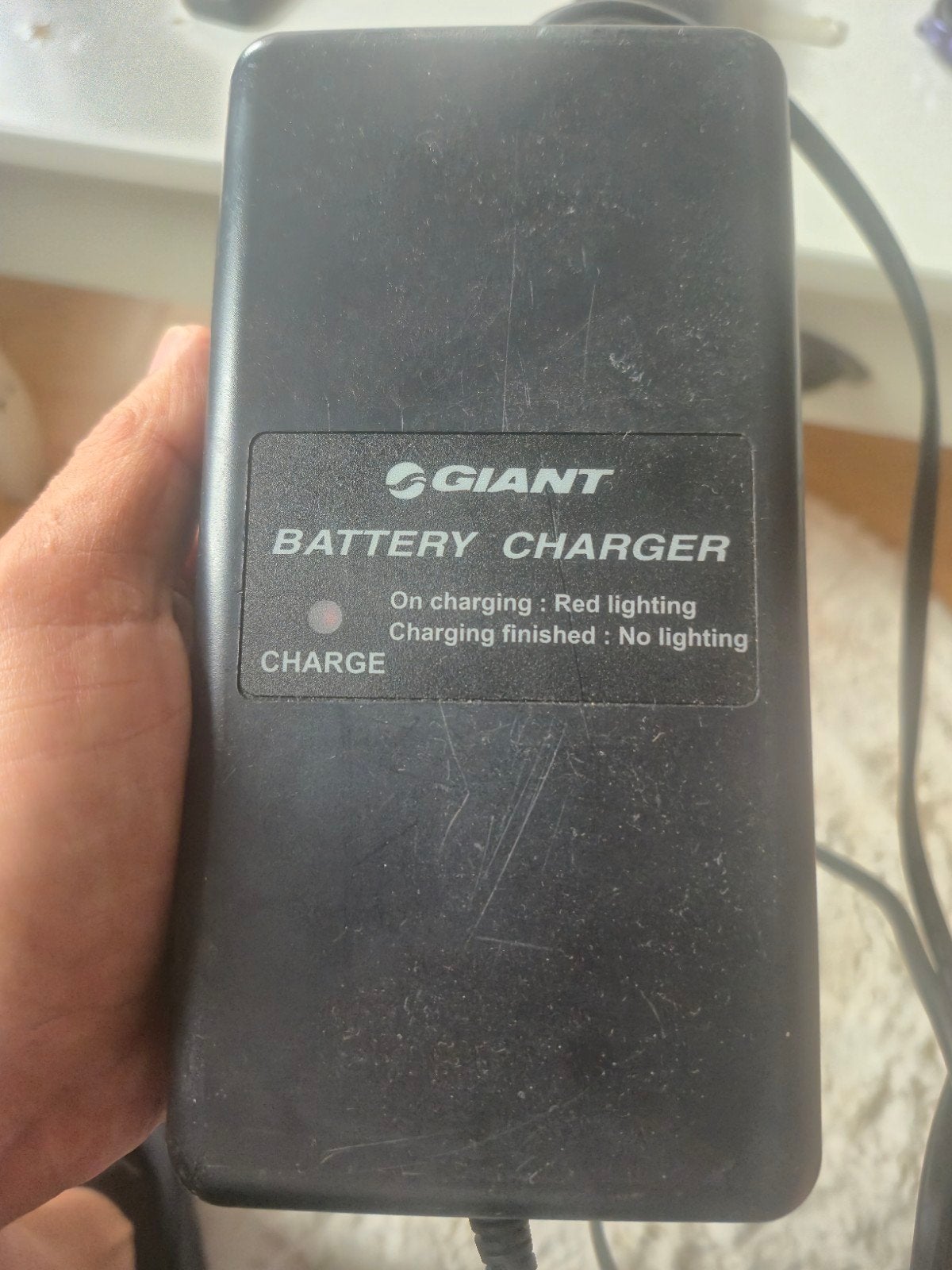 Originele Giant Acculader (4-pins) - Getest en Werkend, Ophalen of Verzenden