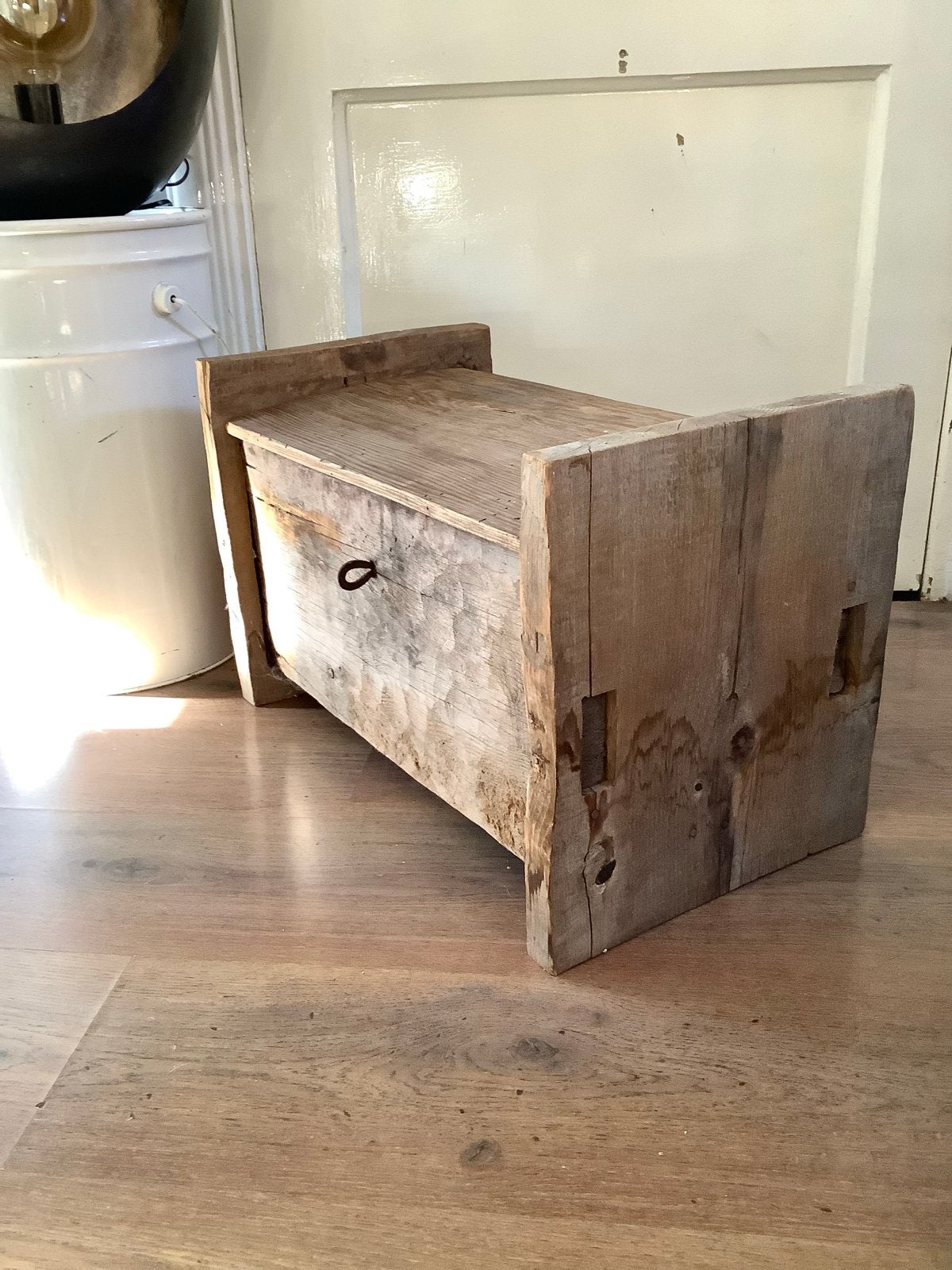 Antieke houten Himalaya kist / bruidskist, Ophalen