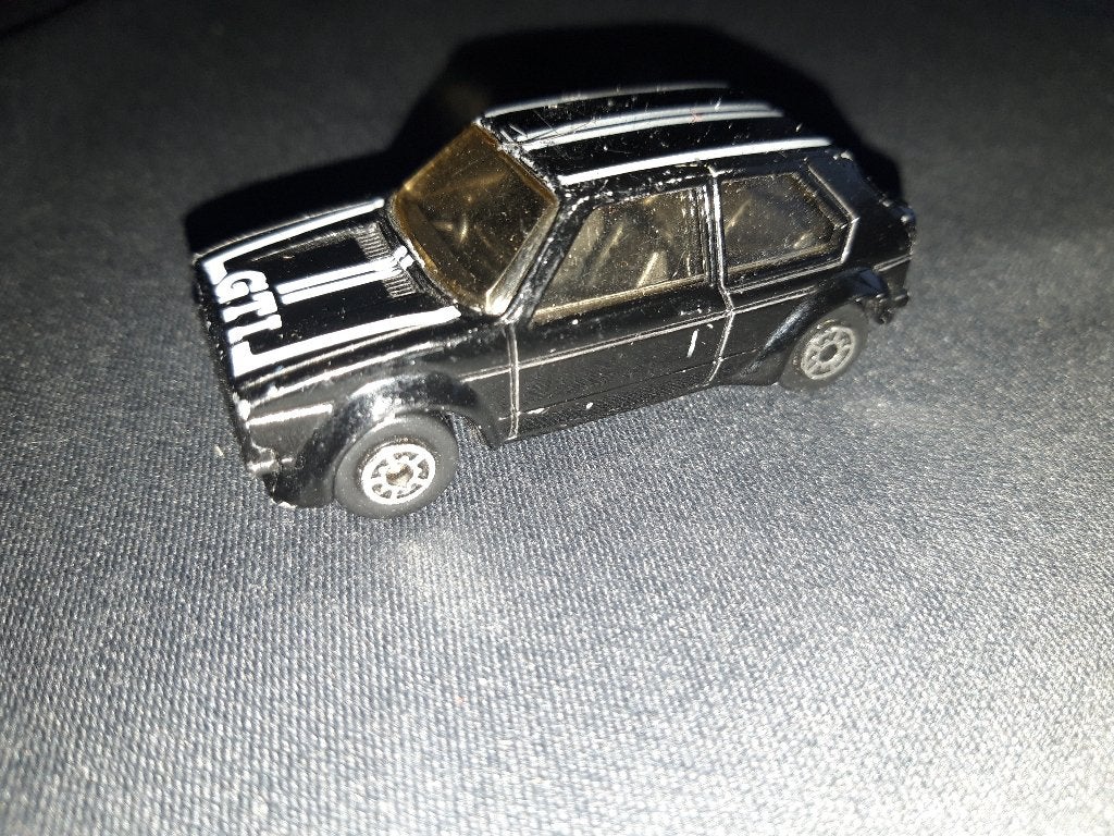 Volkswagen Golf GTI zwart Maisto 3-inch, Ophalen of Verzenden, Gebruikt, Auto