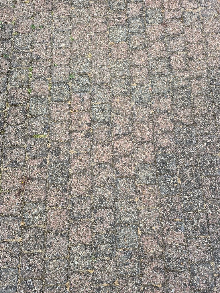 Gratis Vierkante klinkers - ~35 m², Ophalen, Overige materialen, Gebruikt, Klinkers