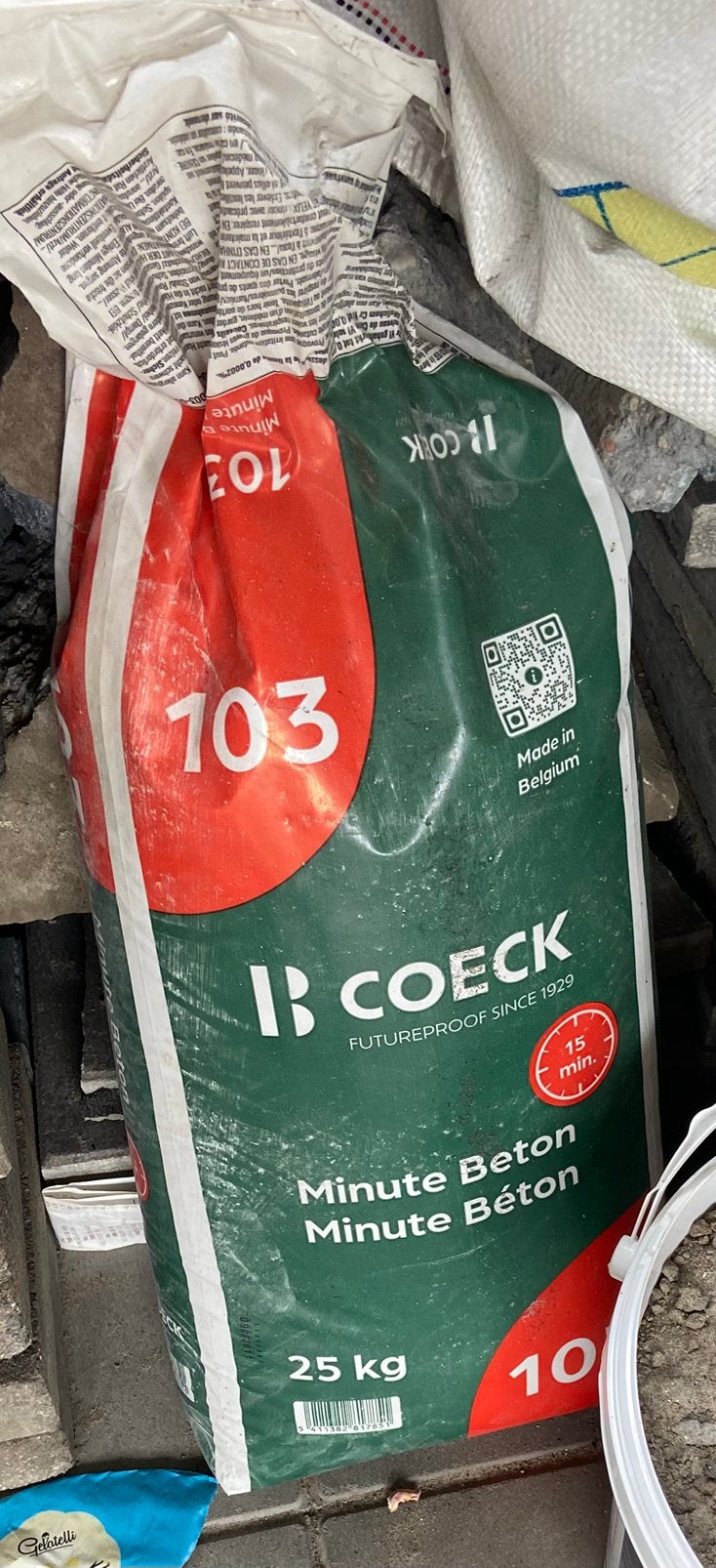 Gratis - Coeck snelbeton 25 kg, Ophalen, Nieuw
