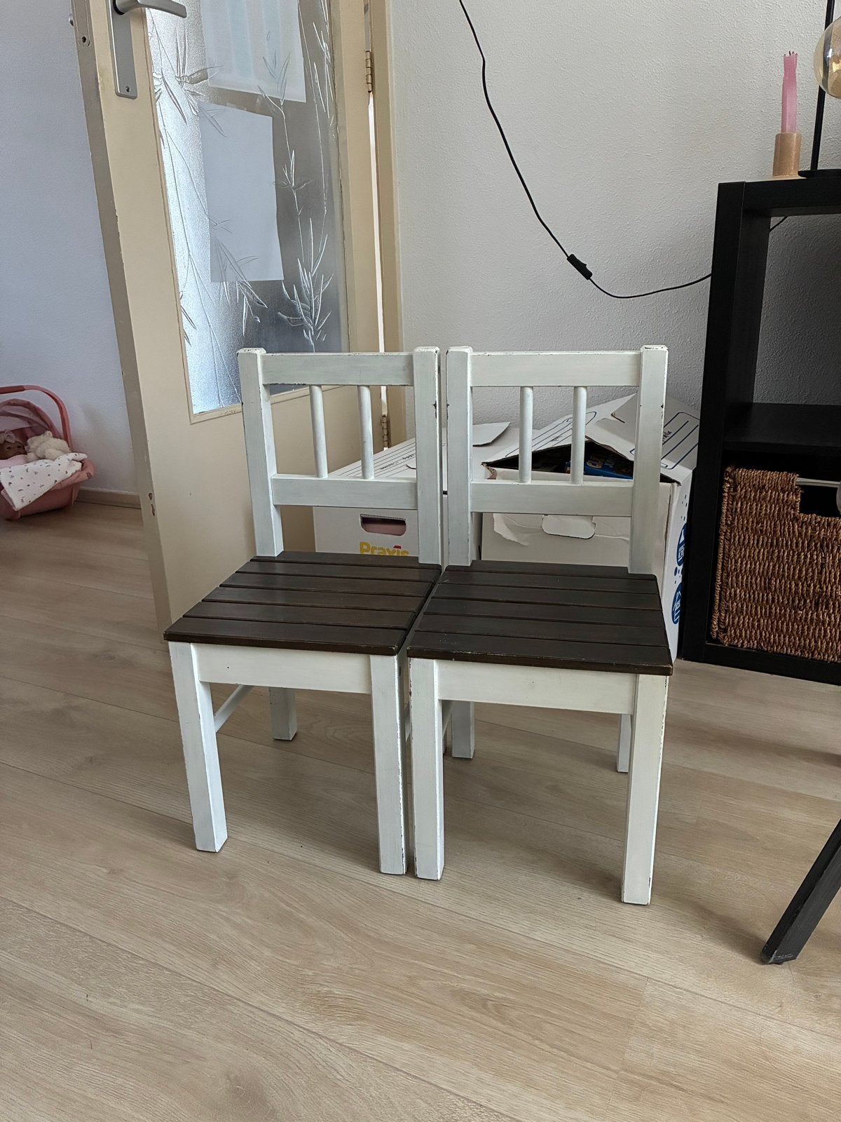 Gratis - Twee stoeltjes, Huis en Inrichting, Ophalen, Gebruikt, Twee, Wit