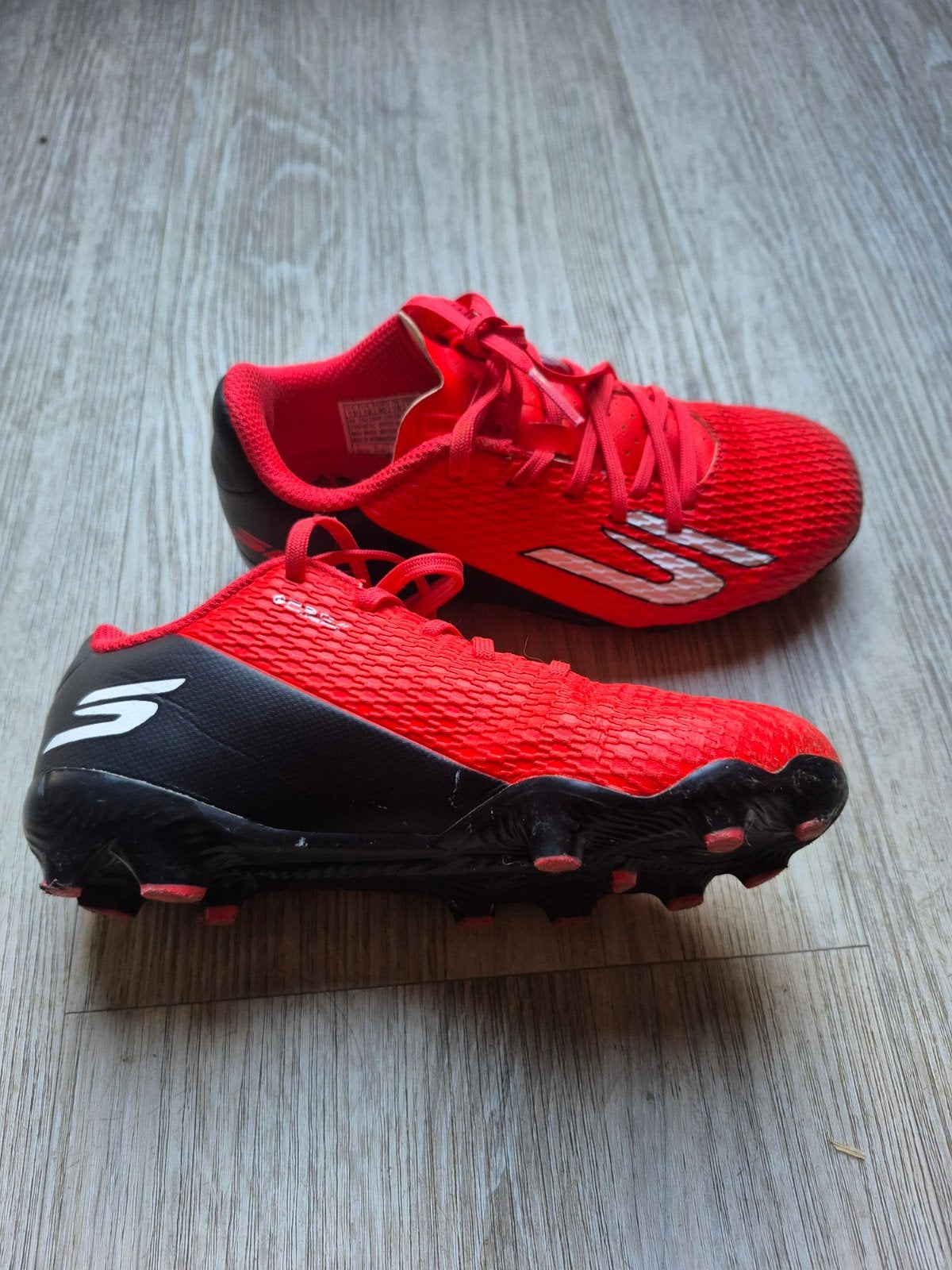 Skechers Voetbalschoenen Kinderen Maat 30 zo Goed Als Nieuw, Ophalen of Verzenden, Zo goed als nieuw, Schoenen
