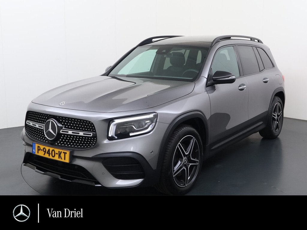 Mercedes-Benz GLB 200 AMG line | Pano Trekhaak Memory Multib, Auto's, Mercedes-Benz, 12 maanden, 4 cilinders, Origineel Nederlands