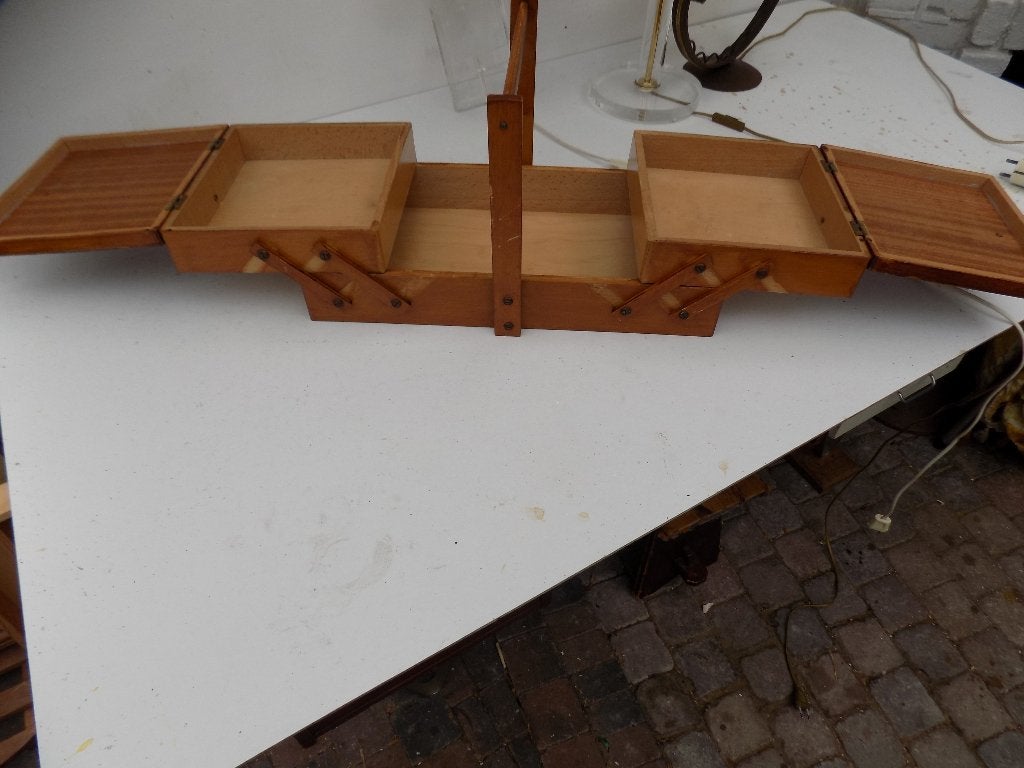 naaidoos hout met vakken jaren 70 vintage retro hout, Ophalen of Verzenden, Gebruikt