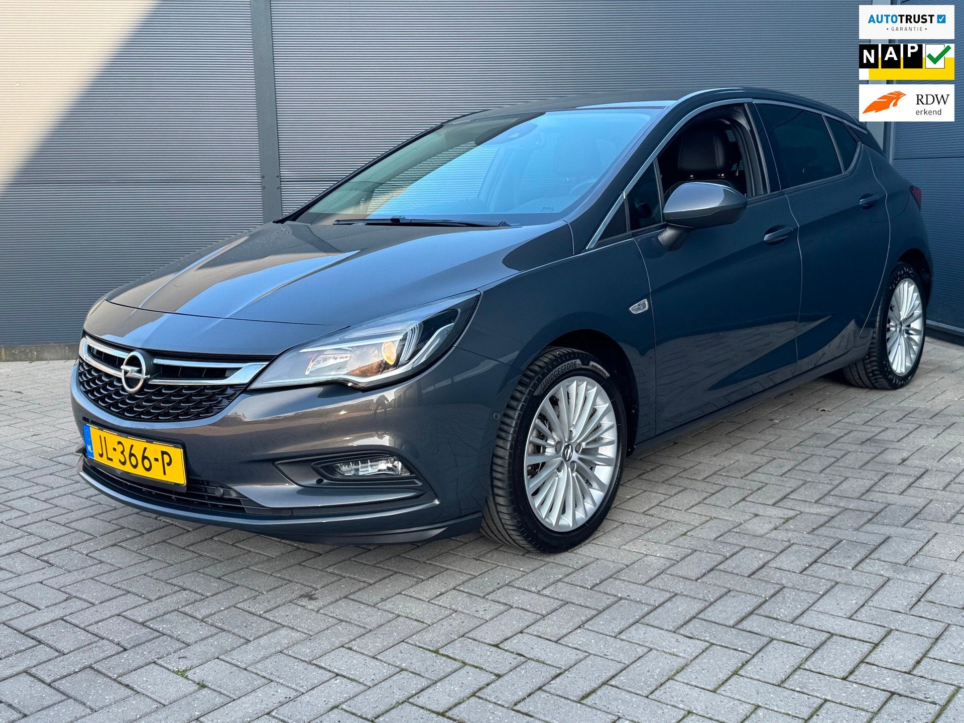 Opel Astra 1.0 Innovation / Carplay / Camera / Pdc / Nap, Auto's, Opel, Gebruikt, Euro 6, 610 kg, Origineel Nederlands