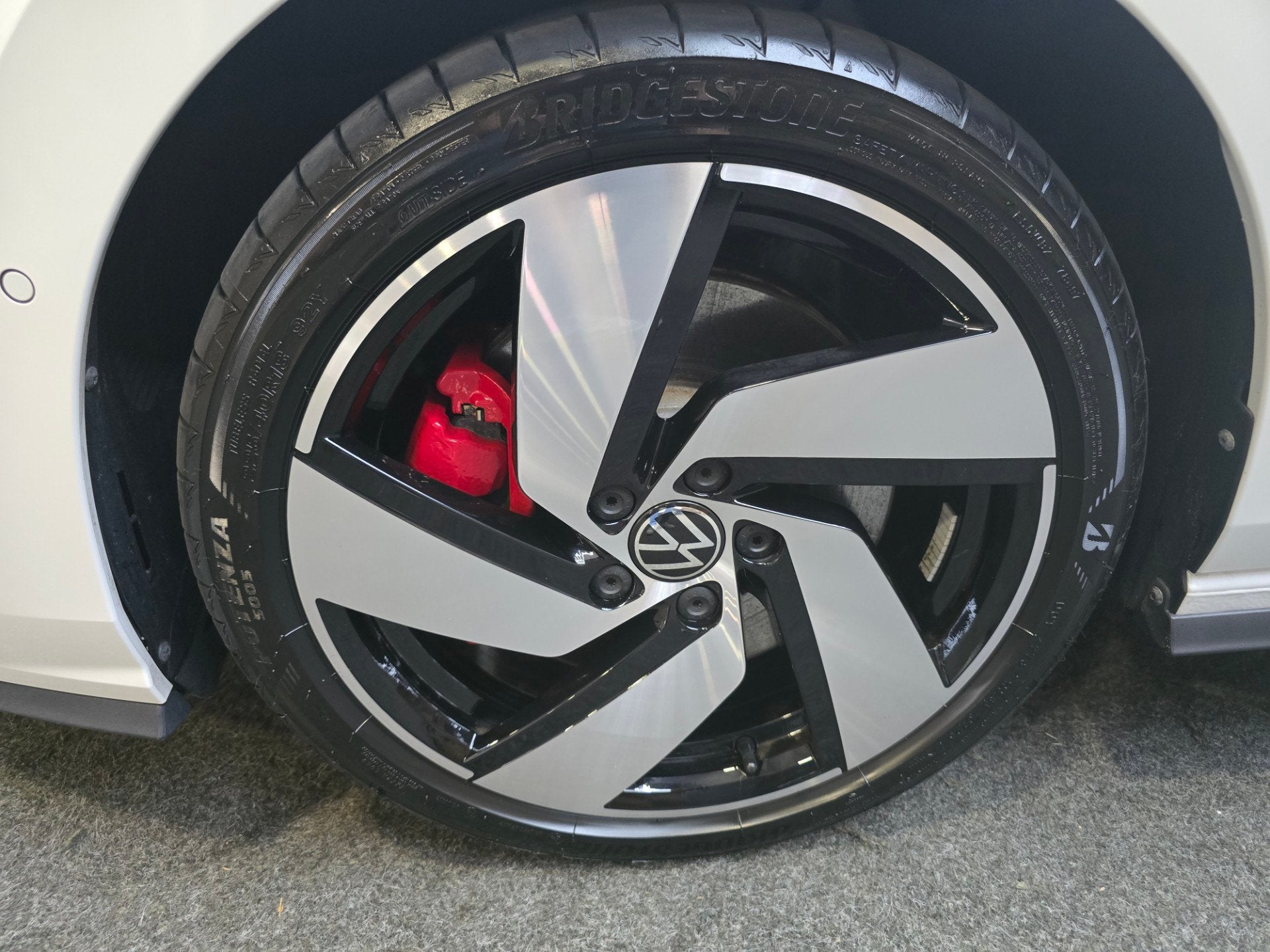 Volkswagen GOLF 1.5 eHybrid GTE Leder "vienna"Led IQ Lights, Auto's, Volkswagen, Dealer onderhouden, 77 km/l, 4 cilinders, Wit