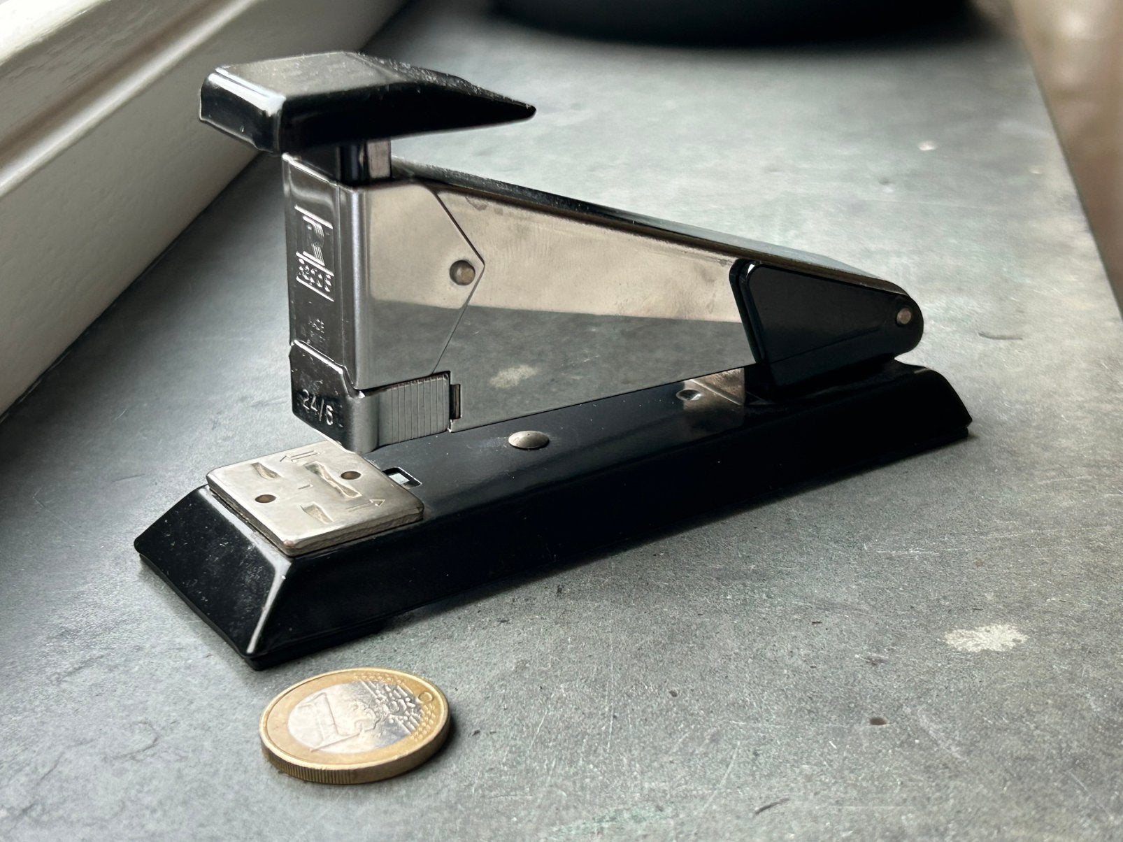 RAPID 8 nietmachine 24/6 ISABERG HESTRA SWEDEN, Ophalen of Verzenden, Gebruikt