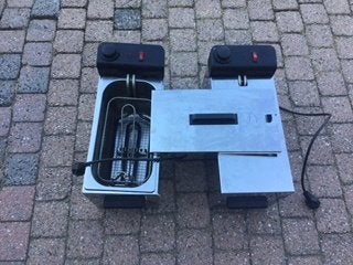 2 tafel friteuse, Witgoed en Apparatuur, 2 tot 3 liter, Ophalen, Gebruikt