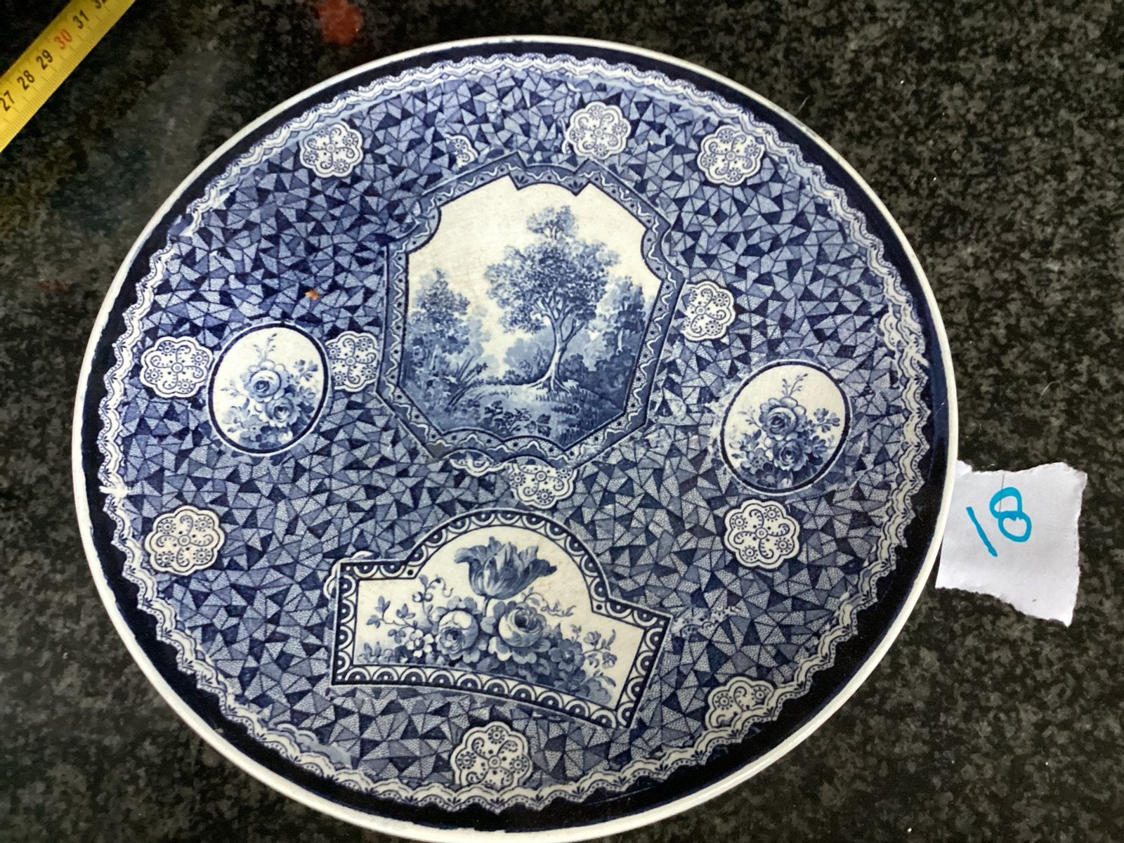 Antiek Delfts Blauw Wandbord - Landschap en Bloemen, Antiek en Kunst, Ophalen of Verzenden