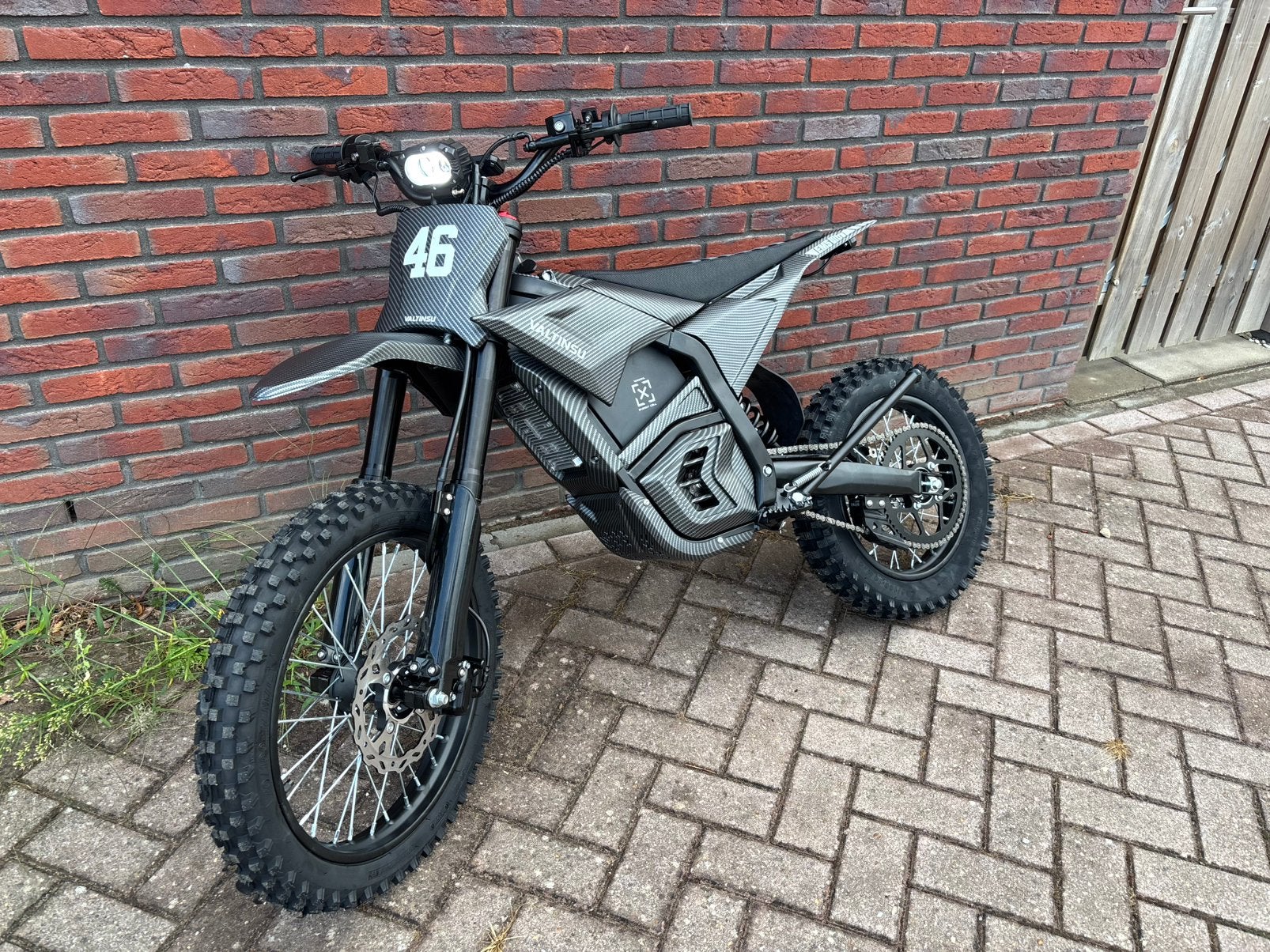 Elektrische crossmotor Valtinsu EM5 ultra 11pk, Fietsen en Brommers, Ophalen of Verzenden, Zo goed als nieuw