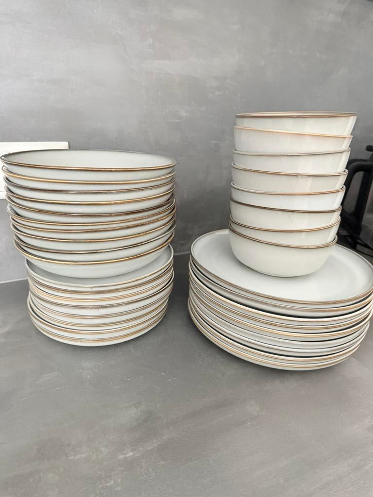 Gladelig ikea servies, Antiek en Kunst, Ophalen
