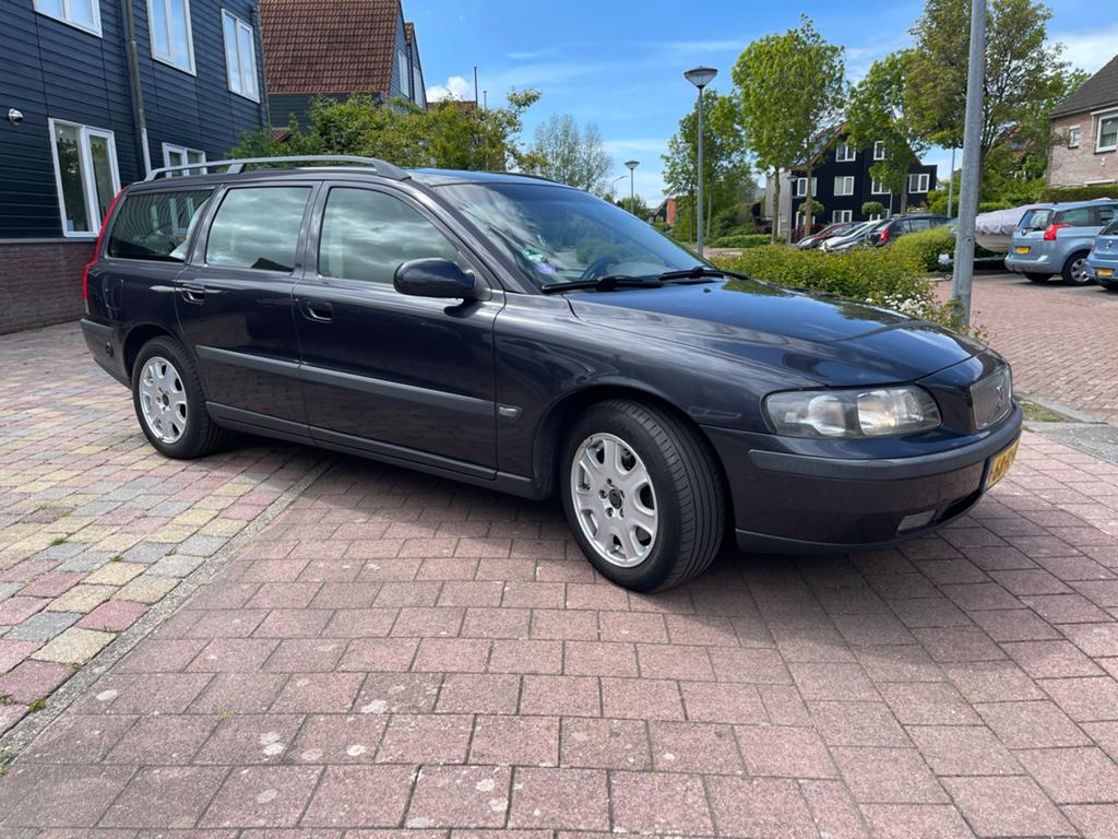 Volvo V70 2.4 T (LPG) Automaat. (lees beschrijving), Auto's, Stof, 1800 kg, Beige, Stationwagon