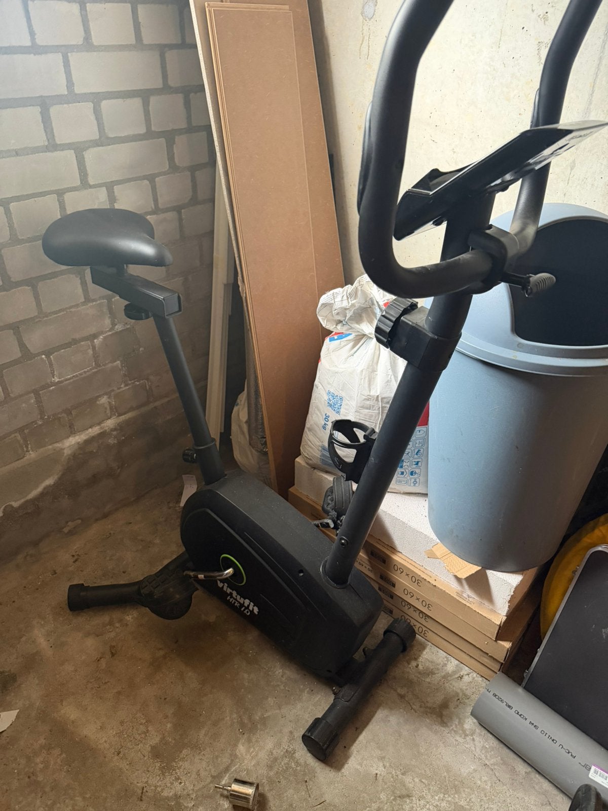 Exercise bike, Sport en Fitness, Ophalen, Zo goed als nieuw, Hometrainer
