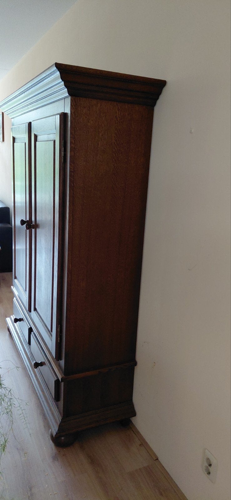 Compleet donker eiken interieur, Ophalen