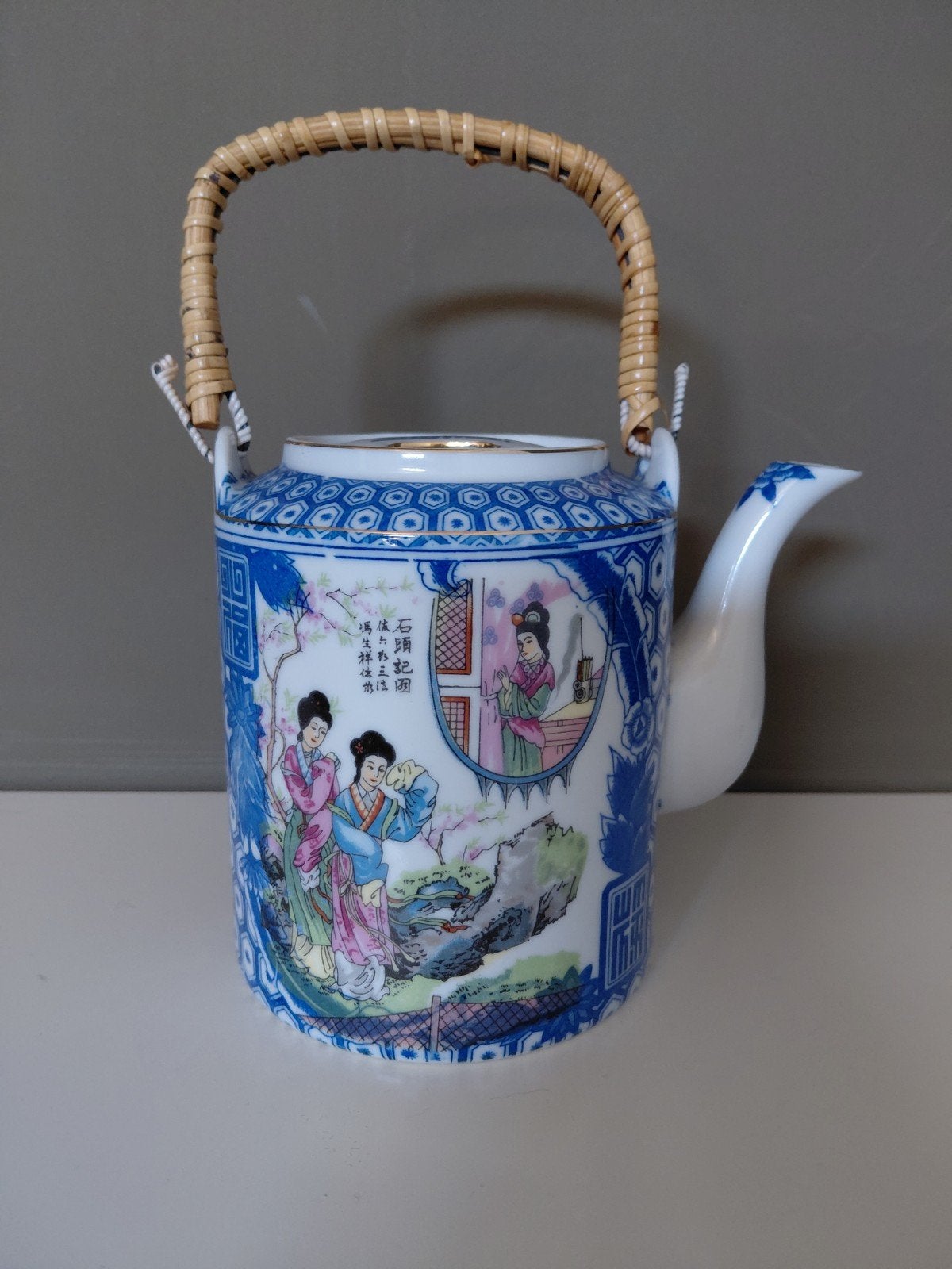 Vintage Chinese blauw-witte theepot met bamboe handvat, Ophalen of Verzenden