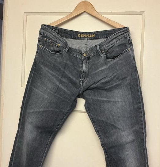 DENHAM Monroe Girlfriend Fit Jeans Grijs - nieuwstaat 33/30, Ophalen of Verzenden, Zo goed als nieuw, Grijs, W33 - W36 (confectie 42/44)