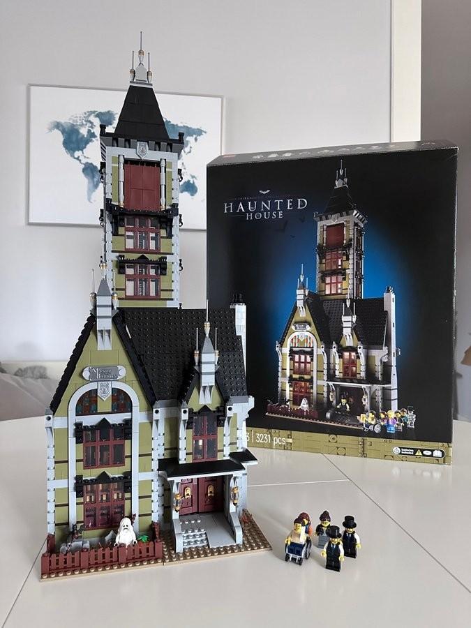 Lego 10273 Haunted House 
Set is compleet en met doos,spare, Ophalen of Verzenden, Zo goed als nieuw