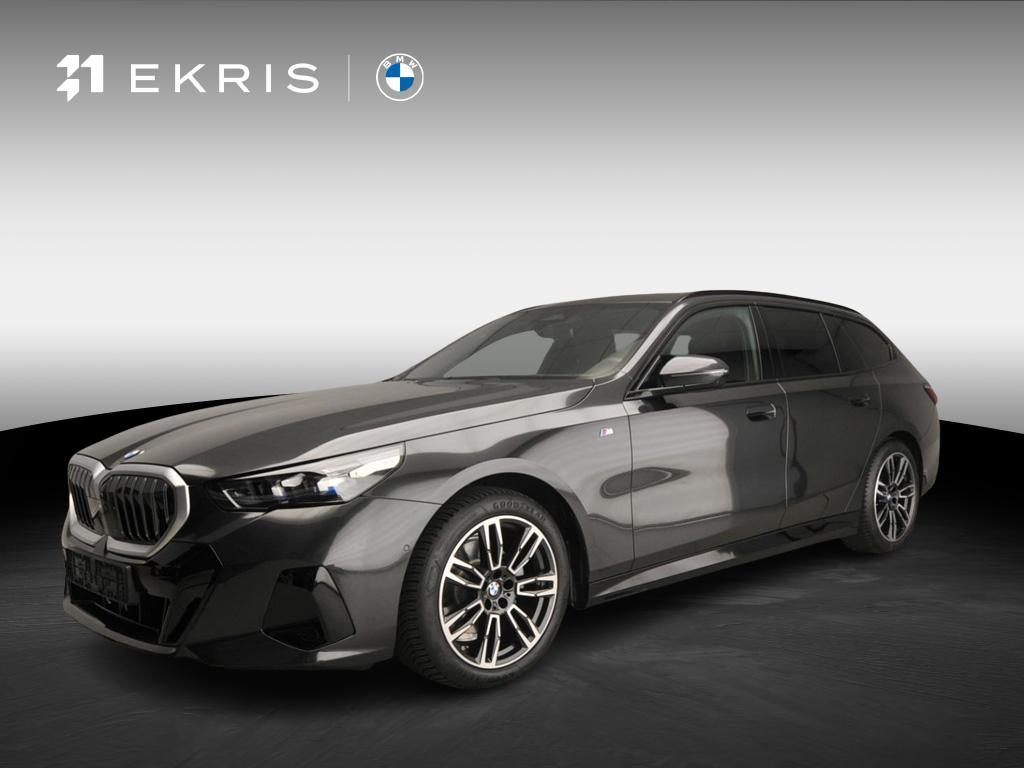 BMW 5 Serie Touring 520i | M-Sportpakket | LED | HUD | Activ, Achterwielaandrijving, Gebruikt, 4 cilinders, Origineel Nederlands