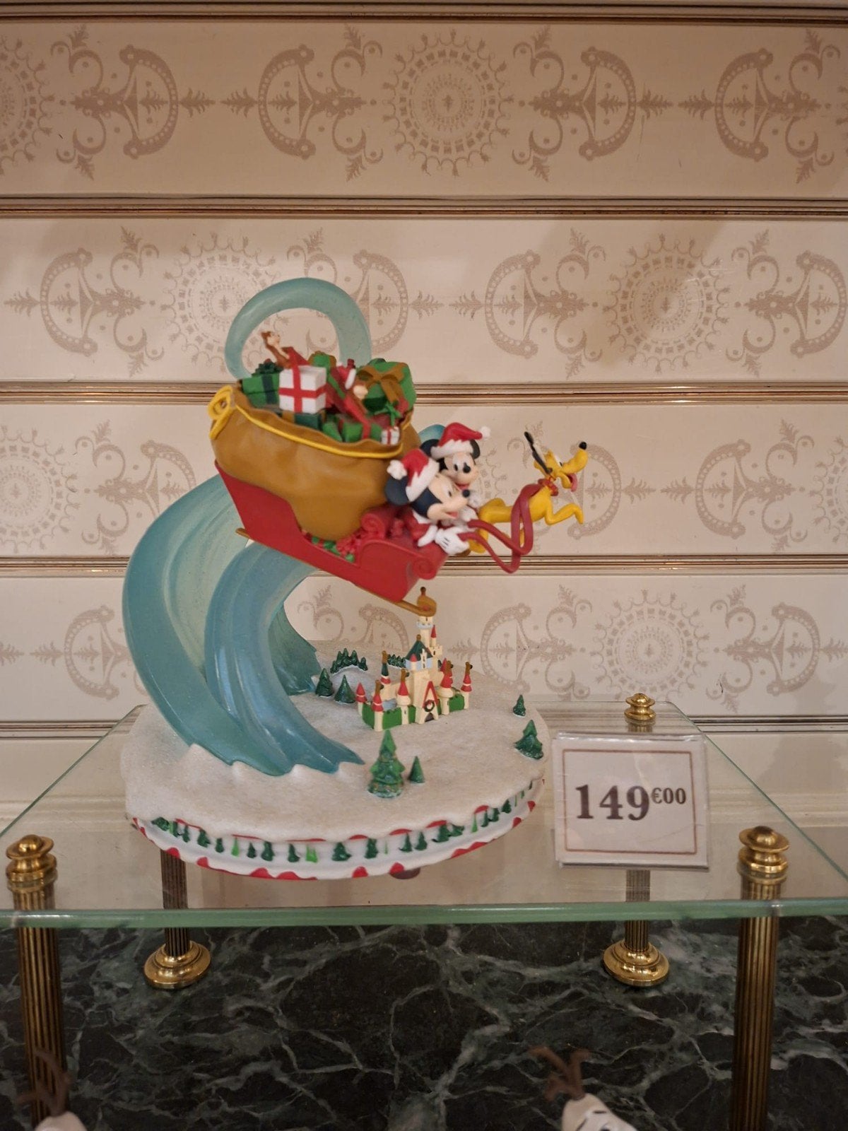 Disneyland Parijs kerstbeeld Mickey, Ophalen of Verzenden, Mickey Mouse, Nieuw, Beeldje of Figuurtje