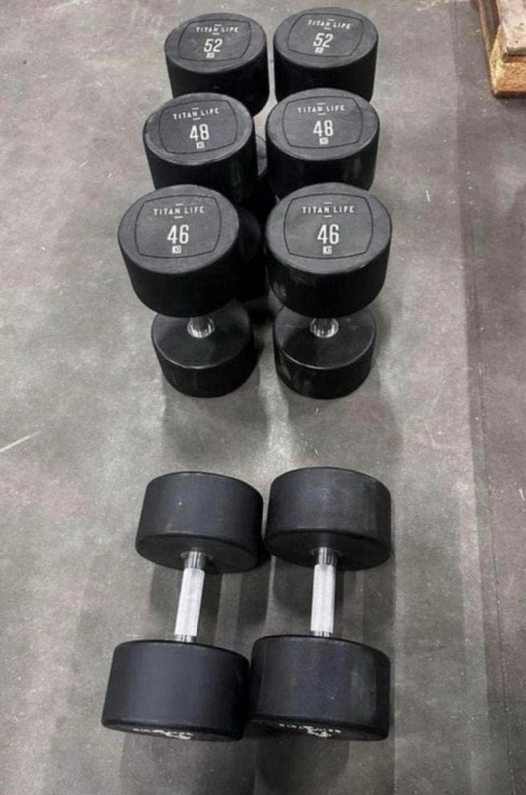 Vaste Rubberen Pu Dumbells 2x44kg , 2x46kg ,2x48kg , 2x52kg, Ophalen, Zo goed als nieuw, Dumbbell