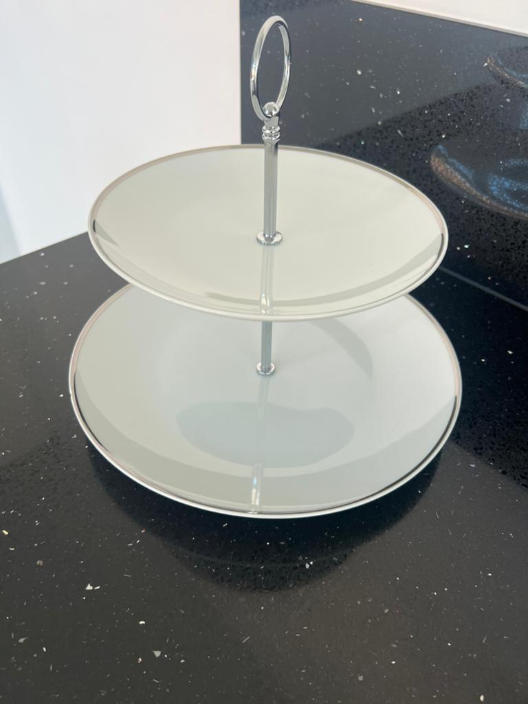 Cake Stand / Etagere met twee laags, Ophalen of Verzenden