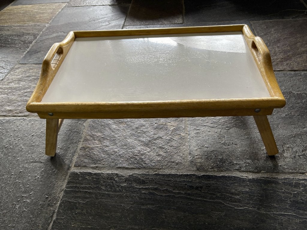 dienblad op pootjes voor op bed butlertray, Gebruikt, Met handvatten, Ophalen of Verzenden, Hout