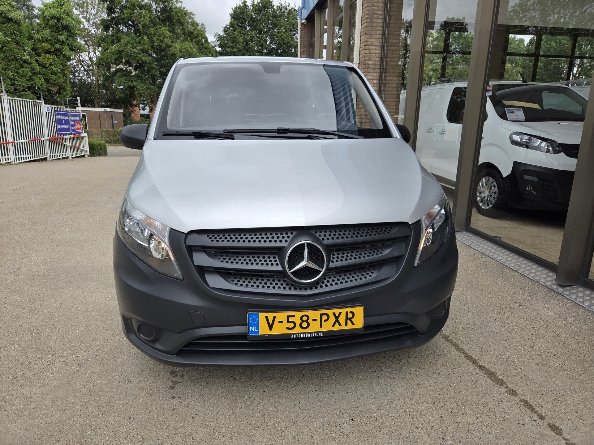 Mercedes-Benz Vito 110 CDI Lang Werkplaats inrichting Achter, Voorwielaandrijving, Gebruikt, 4 cilinders, 1750 cc