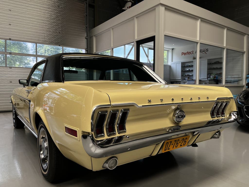 Ford Mustang Schijfremmen, Stuurbekrachtiging Automaat, foto 2