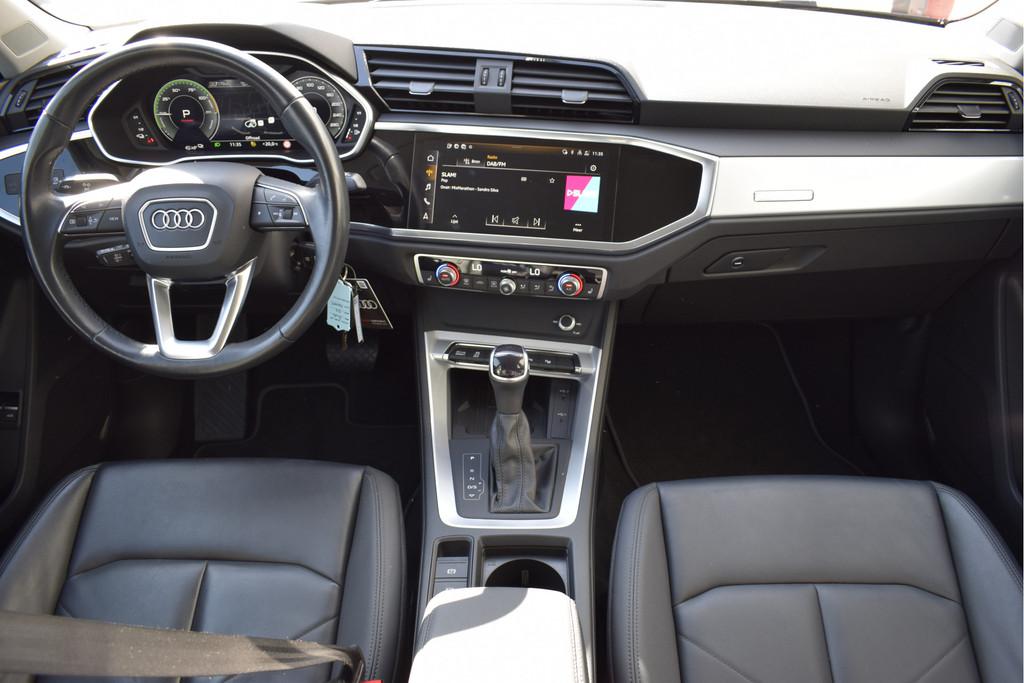 Audi Q3 Sportback 45 TFSI e Advanced Edition Adaptive cruise, Gebruikt, 116 pk, Zwart, Hybride Elektrisch/Benzine