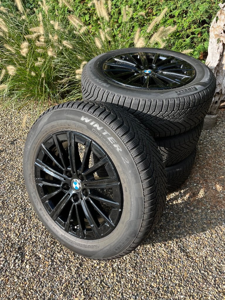 Winterbanden BMW X1, en IX1, Ophalen, Gebruikt, Banden en Velgen, 17 inch