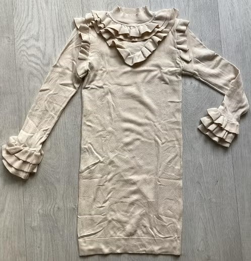 Beige jurkje maat S /M met lange mouwen en ruches, Maat 38/40 (M), Beige, Ophalen of Verzenden, Zo goed als nieuw
