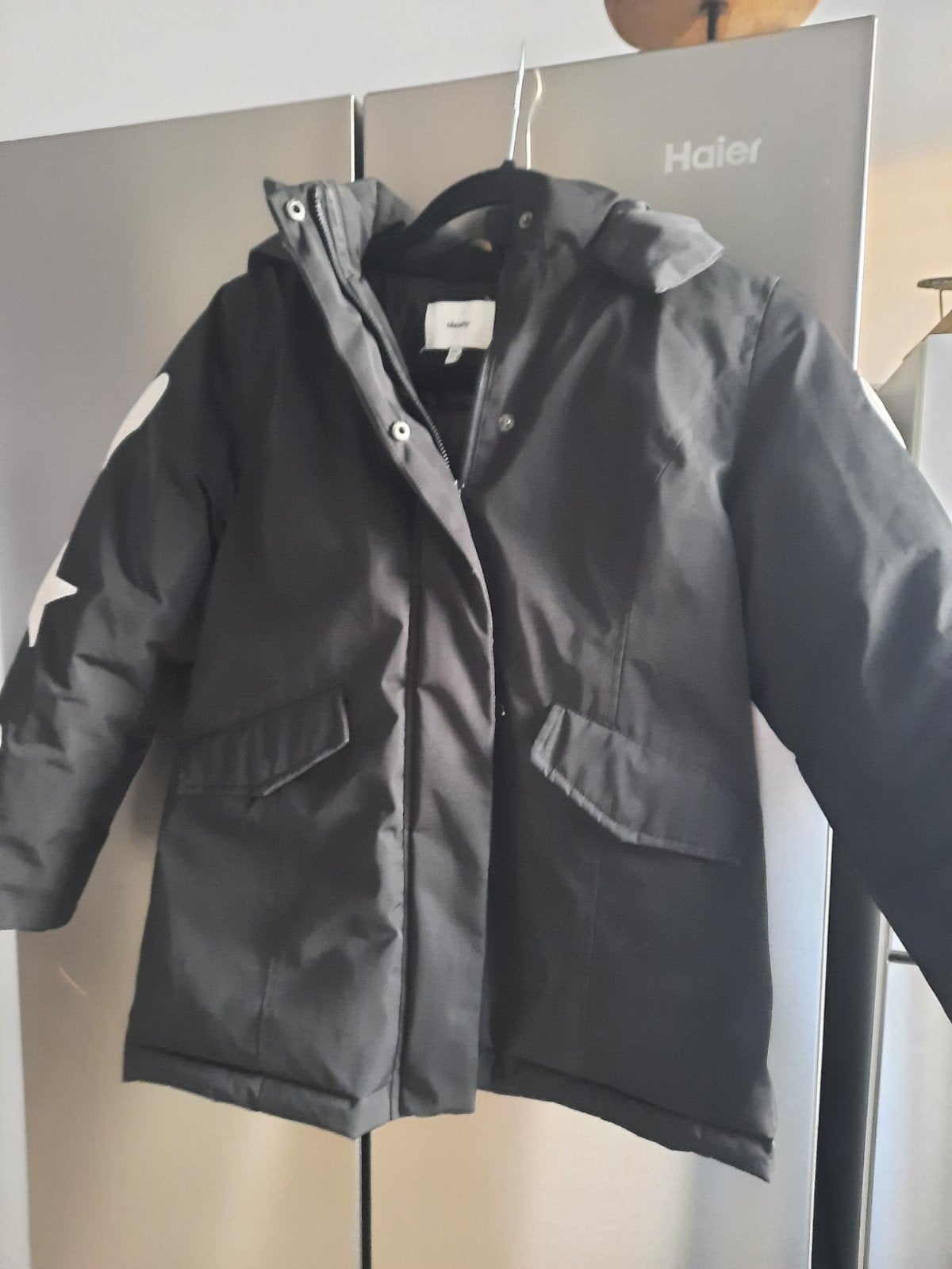 Shoeby winterjas maat 134/140 zwart met sterren, Kinderen en Baby's, Kinderkleding | Maat 134, Gebruikt, Jongen of Meisje, Ophalen of Verzenden